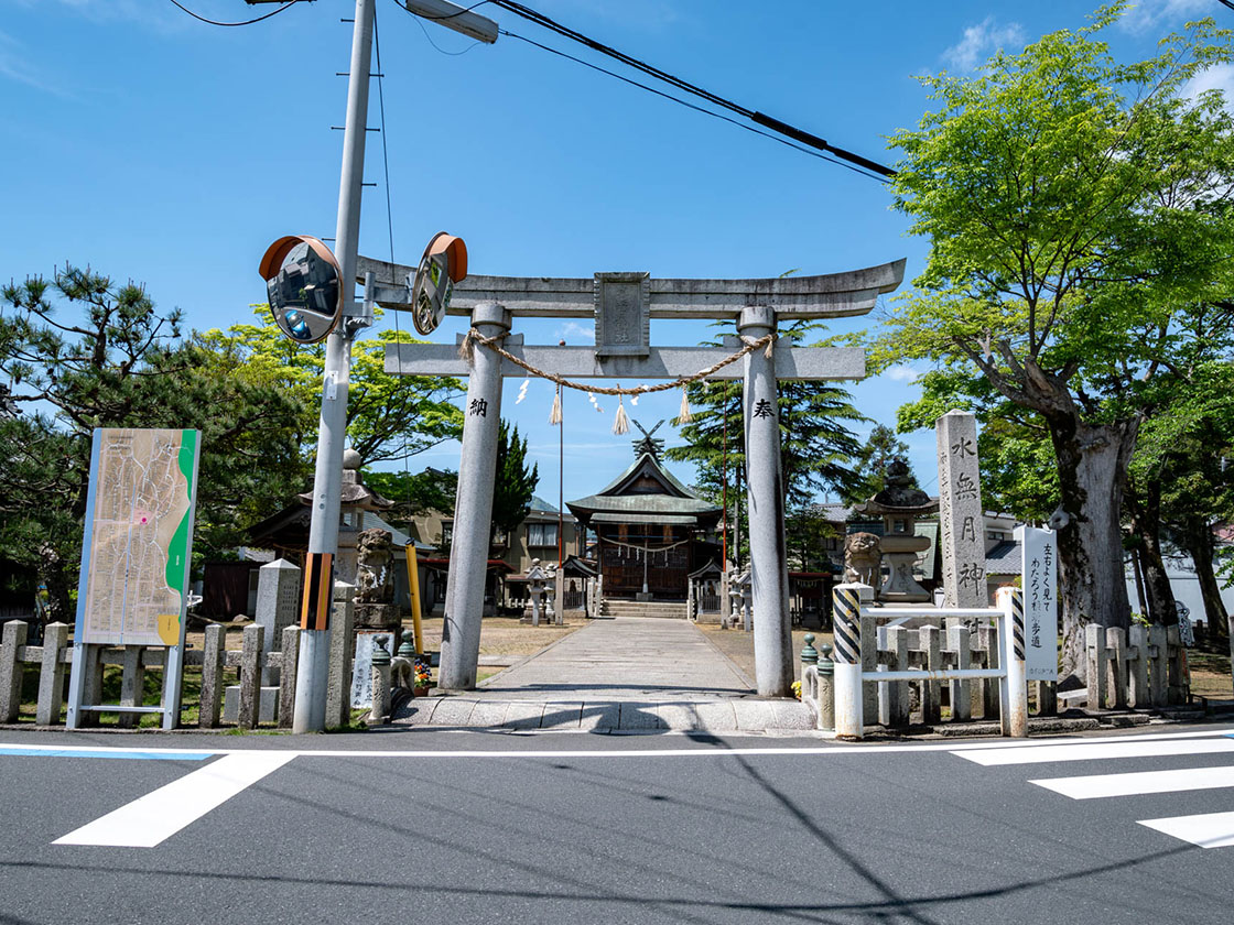 建礼門